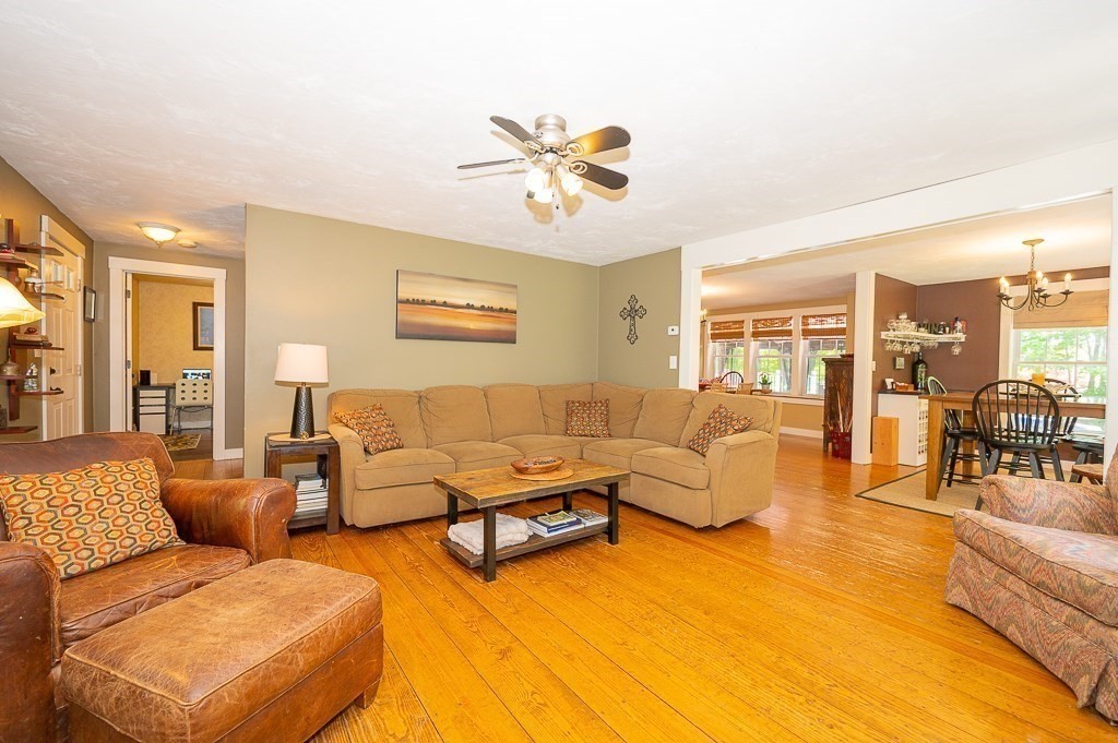 239 North Sturbridge Road Charlton, MA 01507 - Photo 9 of 28