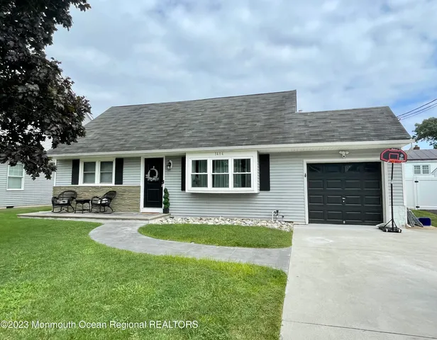 $4,000 | 1414 Treeneedle Road, Point Pleasant, NJ 08742