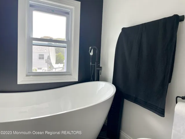 $4,000 | 1414 Treeneedle Road, Point Pleasant, NJ 08742