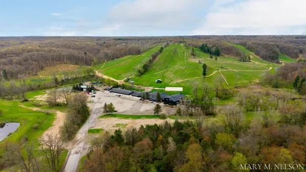 $899,900 | 5115 Twin Creek Estates Drive, Rockford, MI 49341