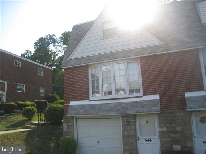 742 Millwood Road Philadelphia, PA 19115 - Photo 2 of 16 Gallery Image 2
