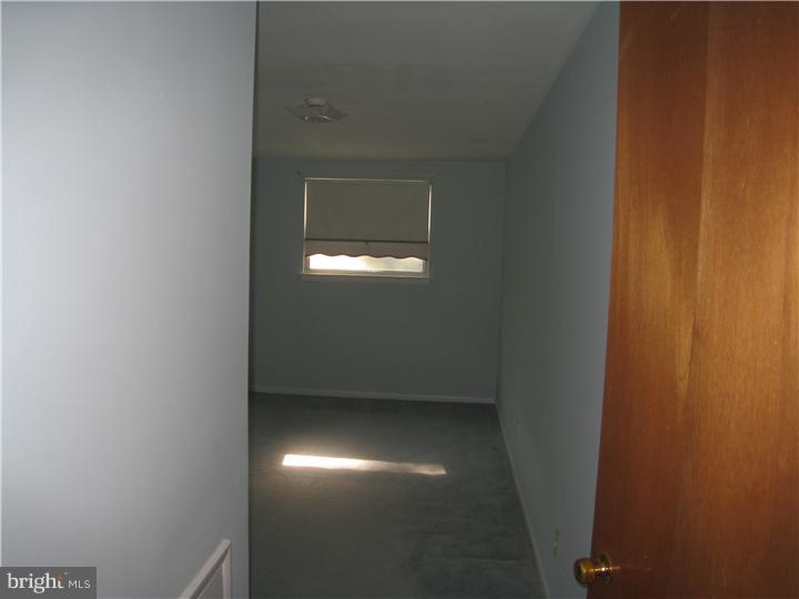 742 Millwood Road Philadelphia, PA 19115 - Photo 11 of 16 Gallery Image 11