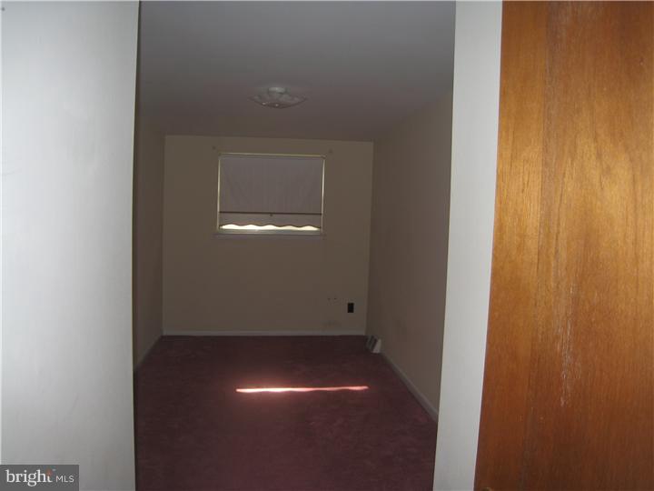 742 Millwood Road Philadelphia, PA 19115 - Photo 9 of 16 Gallery Image 9
