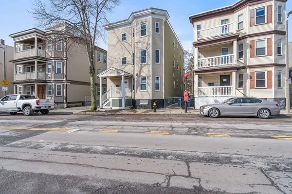 $609,000 | 995 Dorchester Avenue, Unit 1, Boston, MA 02125