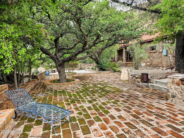 $795,000 | 3405 Highway 80, Bisbee, AZ 85603