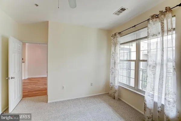 $2,200 | 3021 Nicosh Circle, Unit 1403, Falls Church, VA 22042