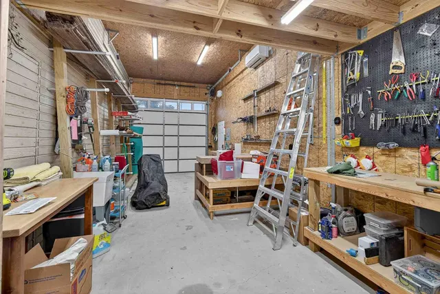 $1,250,000 | 1002 North Rockwood Drive, Buchanan Dam, TX 78611