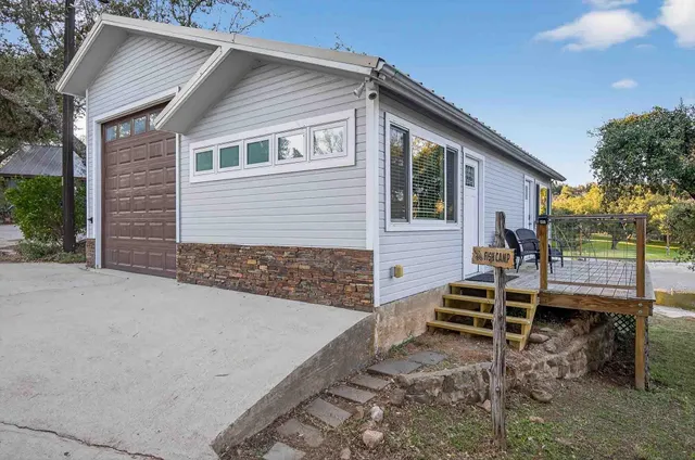 $1,250,000 | 1002 North Rockwood Drive, Buchanan Dam, TX 78611