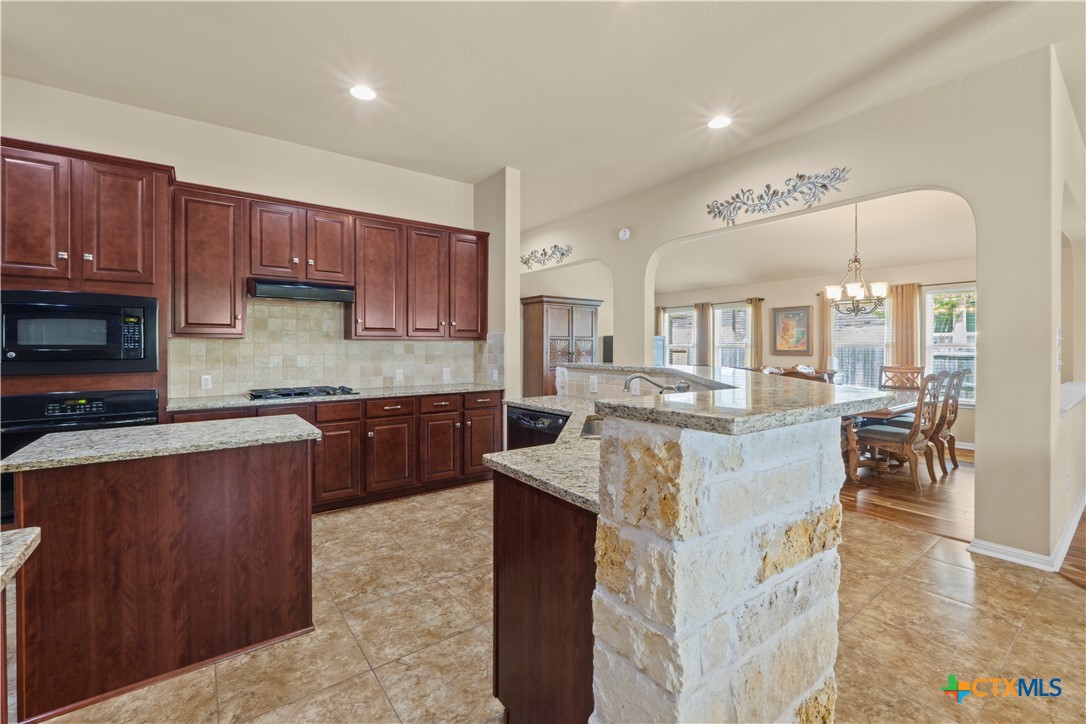 20525 Jackies Ranch Boulevard Pflugerville, TX 78660 - Photo 8 of 30 View from breakfast area