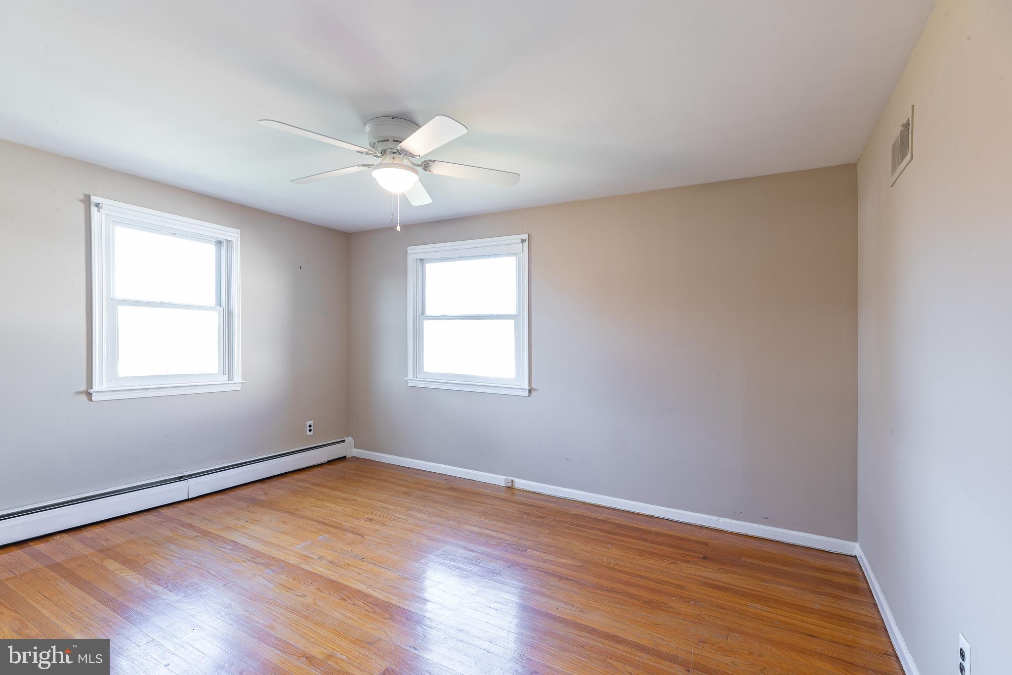650 Barry Drive Springfield, PA 19064 - Photo 46 of 63 Bedroom 4
