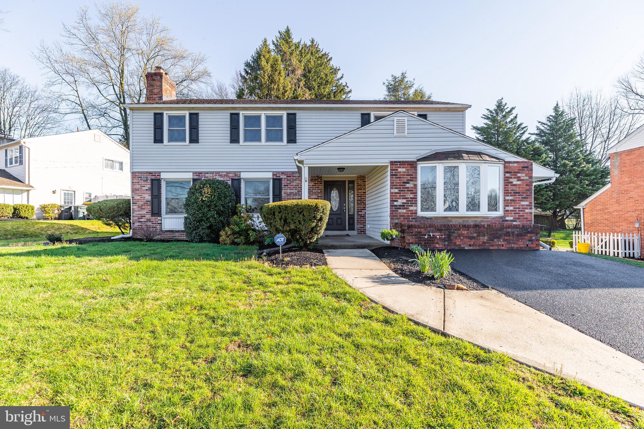 650 Barry Drive Springfield, PA 19064 - Photo 5 of 63 Such a Pretty Home !