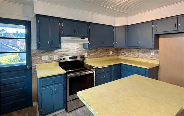 $139,900 | 605 Hawthorne Avenue, Kittanning, PA 16201