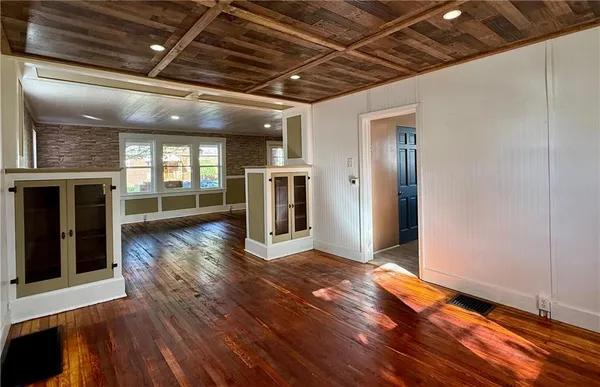 $139,900 | 605 Hawthorne Avenue, Kittanning, PA 16201