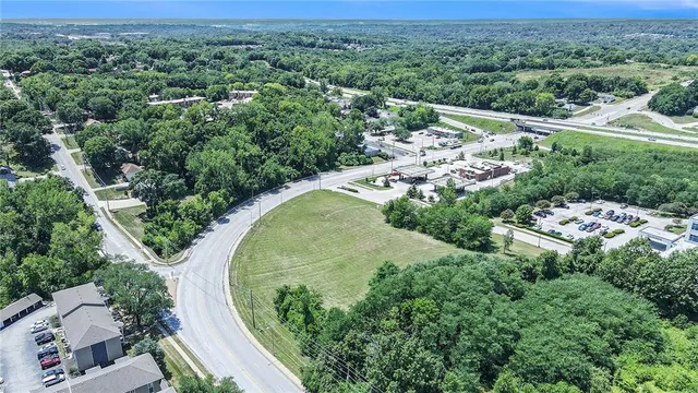 $350,000 | 497 Northwest 68th Street, Kansas City, MO 64118