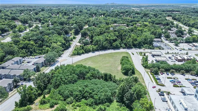 $350,000 | 497 Northwest 68th Street, Kansas City, MO 64118