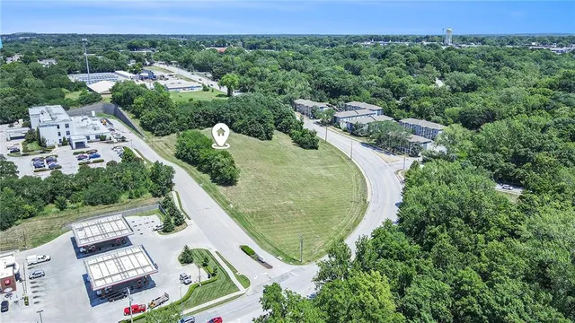 $350,000 | 497 Northwest 68th Street, Kansas City, MO 64118