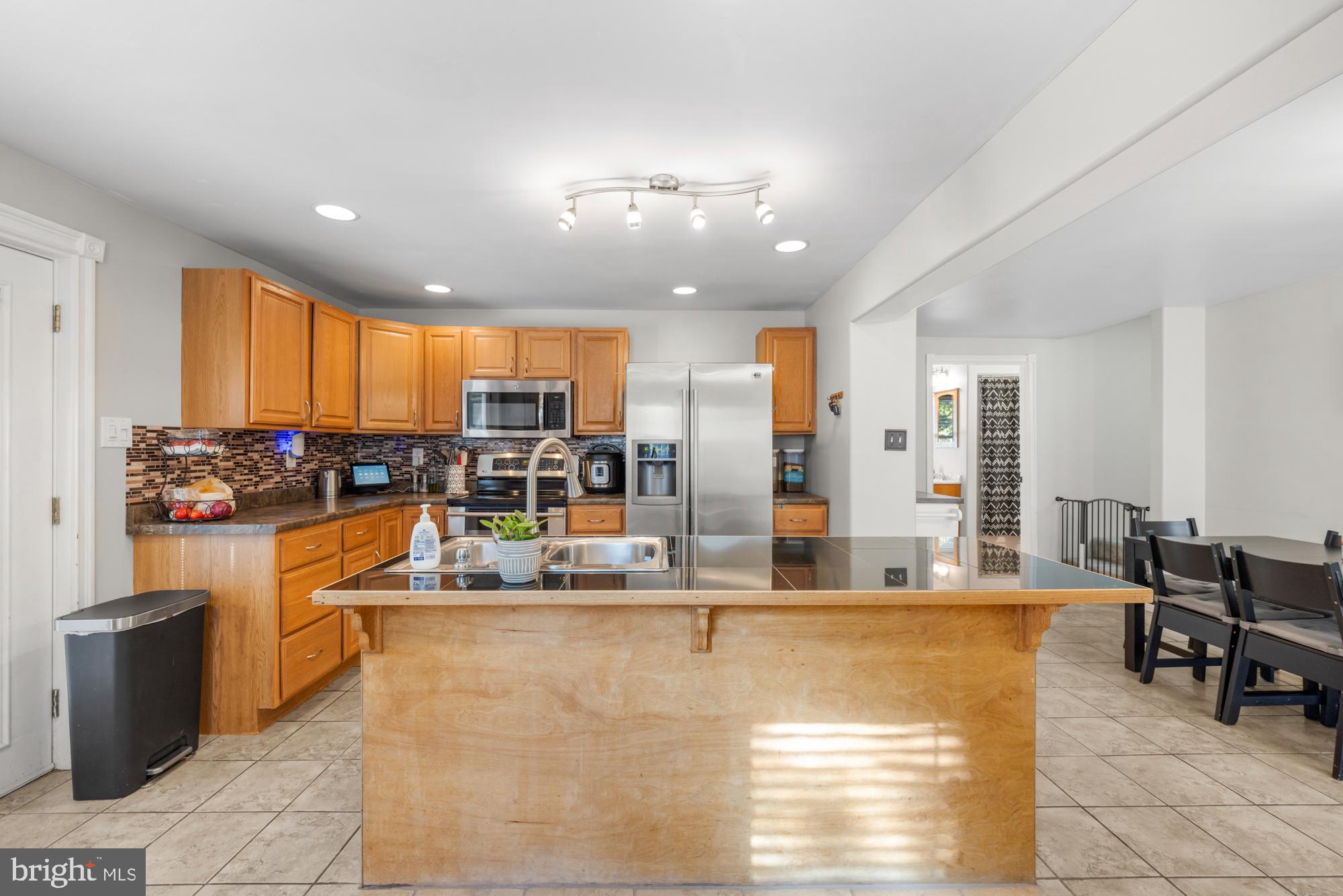 253 Jackson Road Marlton, NJ 08053 - Photo 11 of 43