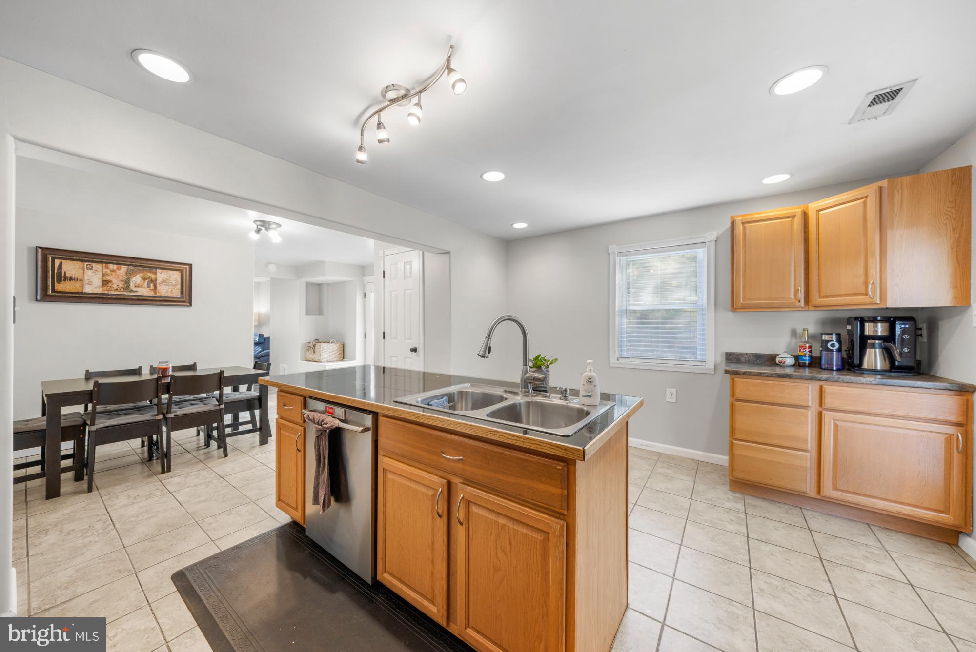 253 Jackson Road Marlton, NJ 08053 - Photo 13 of 43