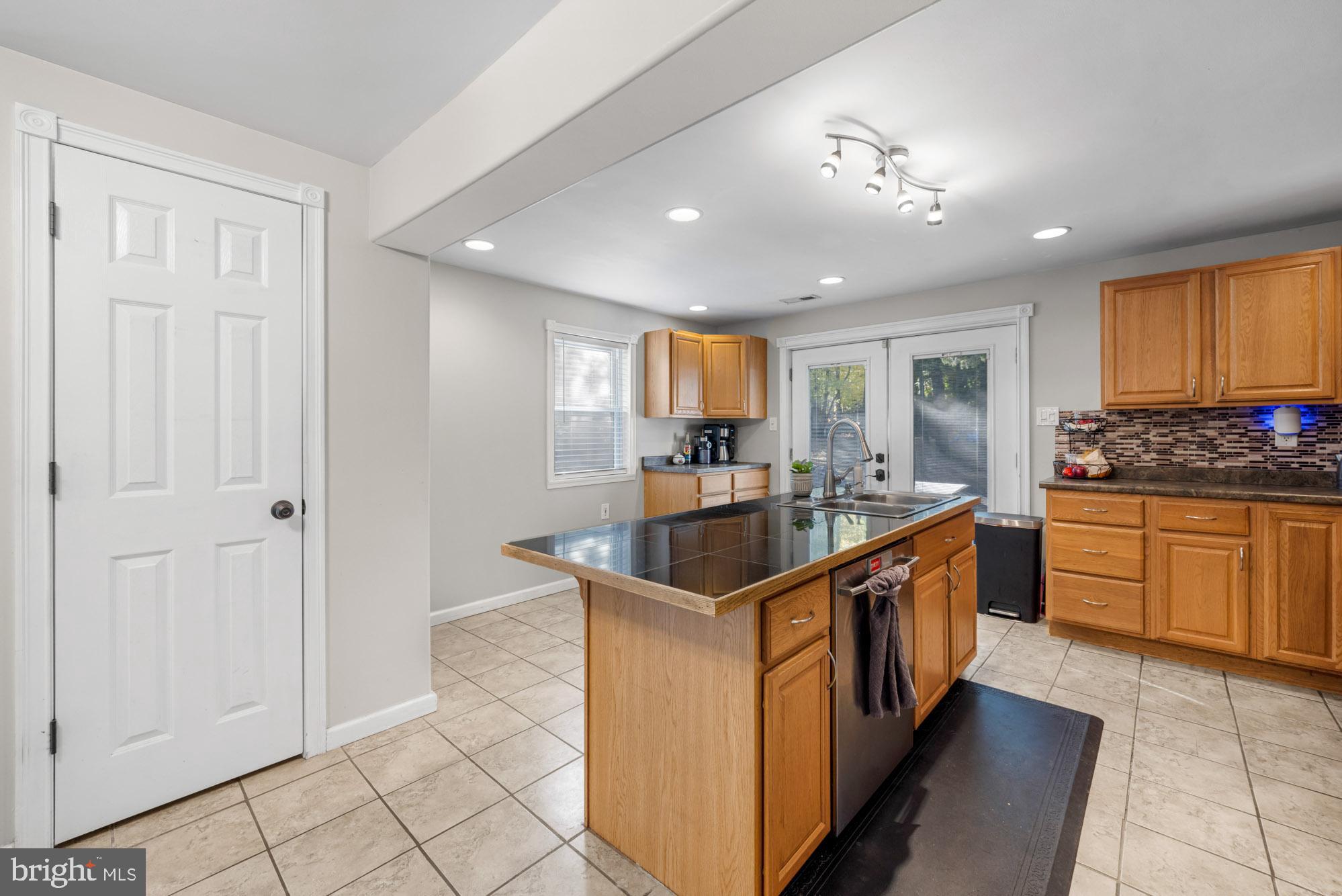 253 Jackson Road Marlton, NJ 08053 - Photo 10 of 43