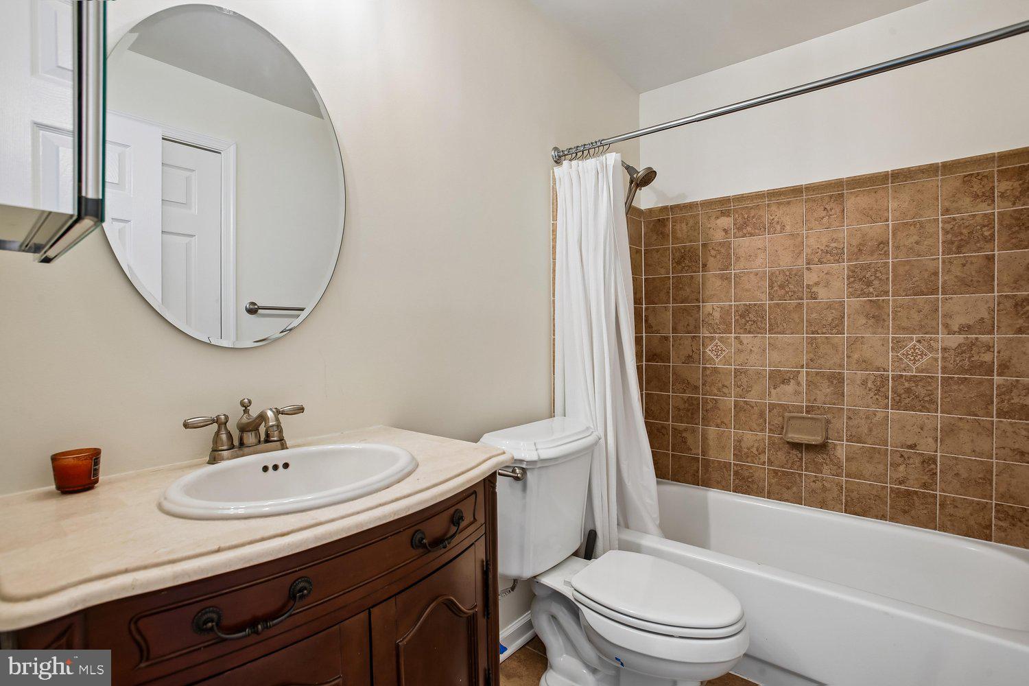 20963 Timber Ridge Terrace, Unit 304 Ashburn, VA 20147 - Photo 24 of 42 Bath