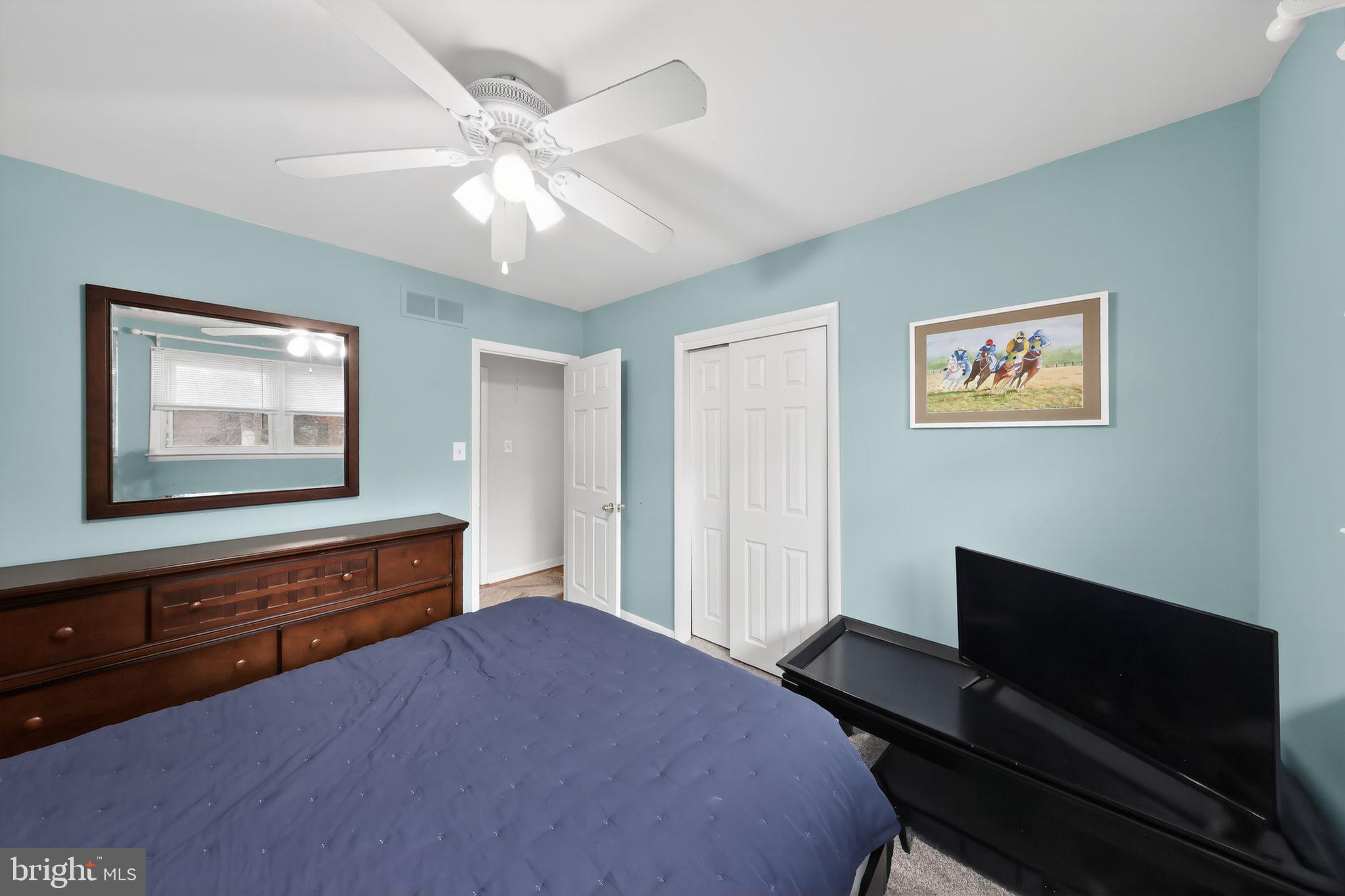 49 Spring Lake Drive Newark, DE 19711 - Photo 12 of 31 Bedroom 1