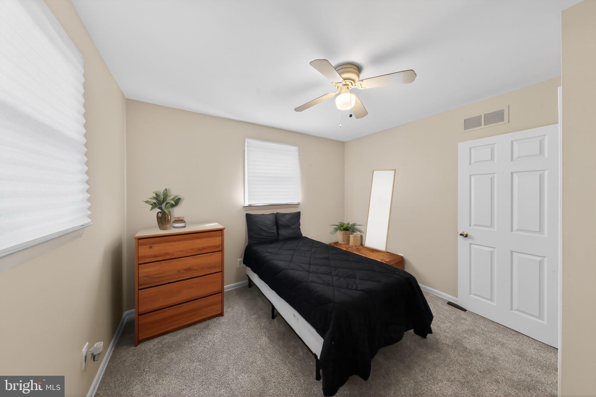 49 Spring Lake Drive Newark, DE 19711 - Photo 15 of 31 Bedroom 3