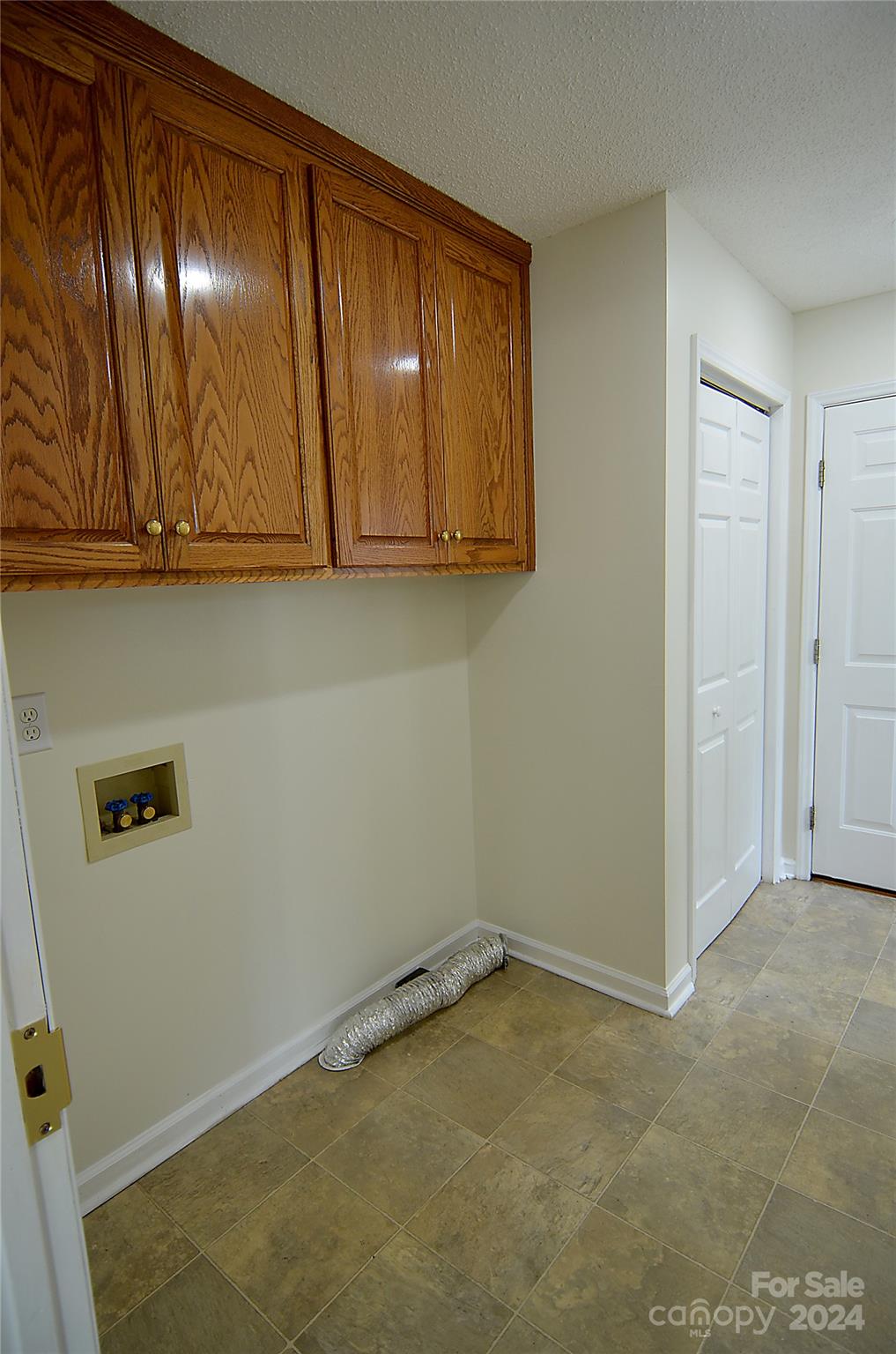 322 Cobblestone Drive Marion, NC 28752 - Photo 13 of 26 a view of room