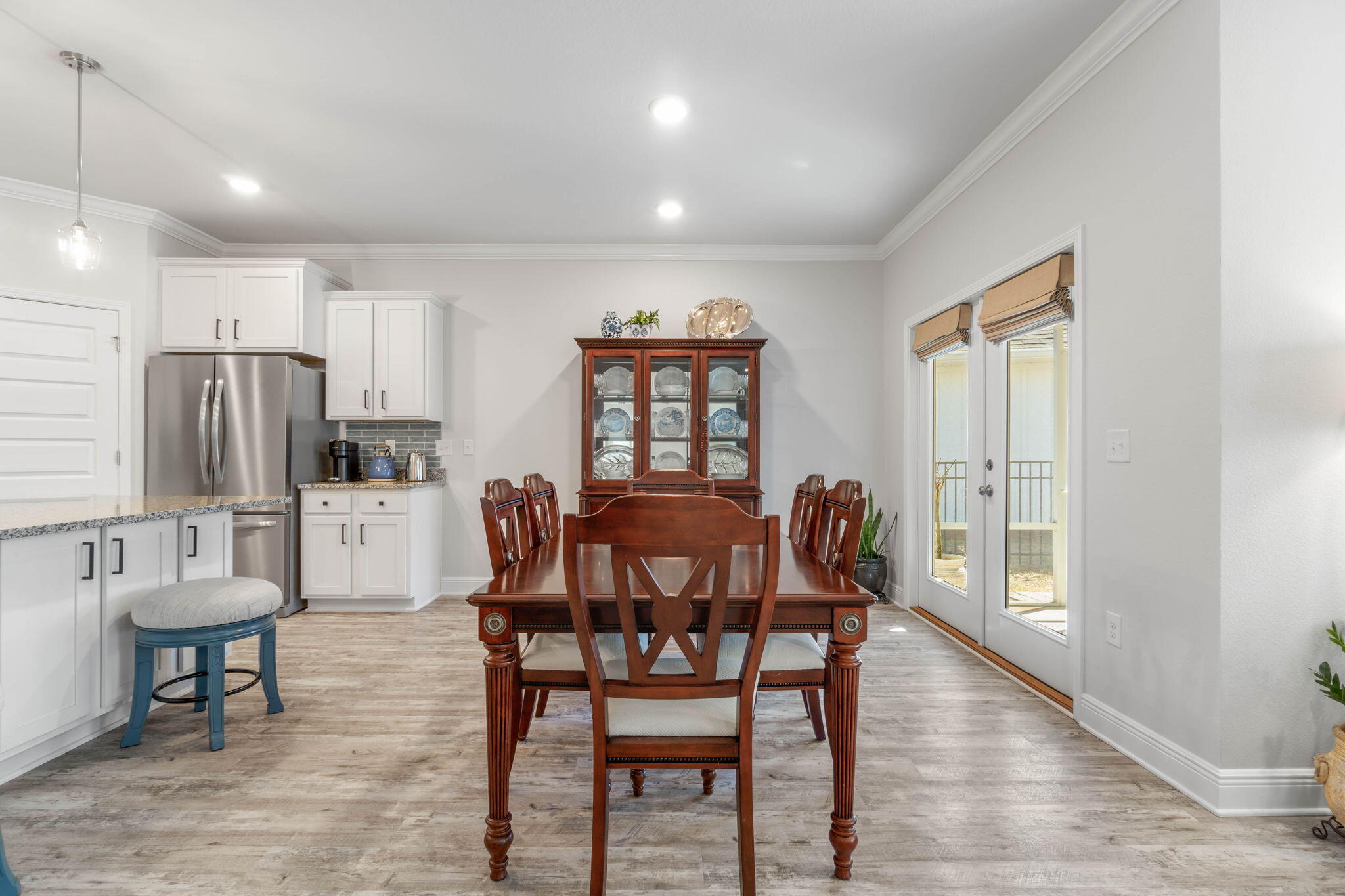 31 Dusky Way Freeport, FL 32439 - Photo 12 of 46 Dining Area
