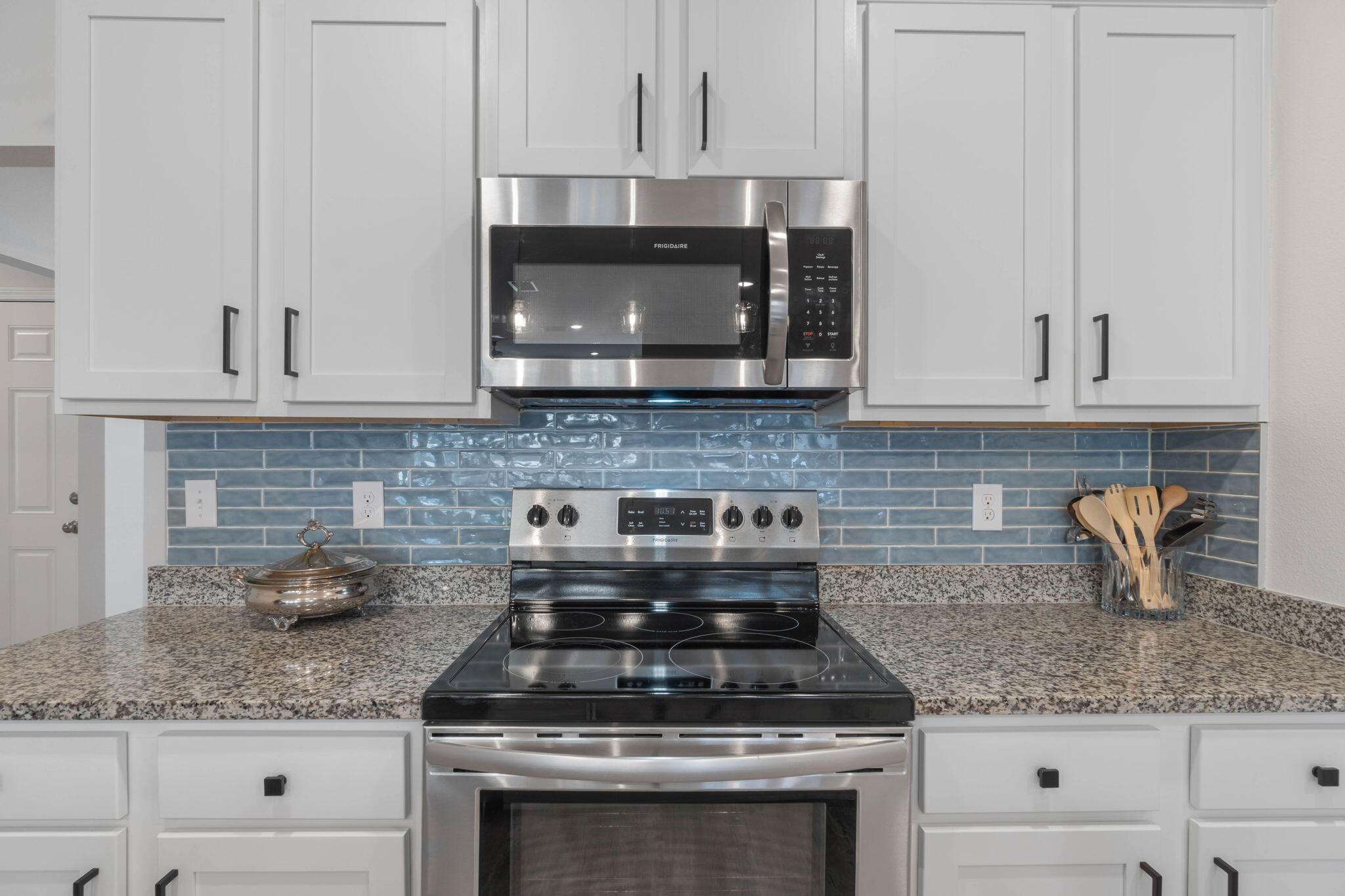 31 Dusky Way Freeport, FL 32439 - Photo 10 of 46 "Coastal Blue" Glass Subway Tile