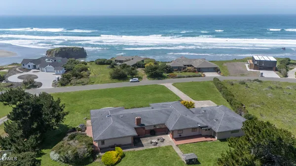 $1,500,000 | 32853 Ocean Meadows Circle, Fort Bragg, CA 95437