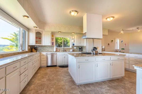 $1,500,000 | 32853 Ocean Meadows Circle, Fort Bragg, CA 95437