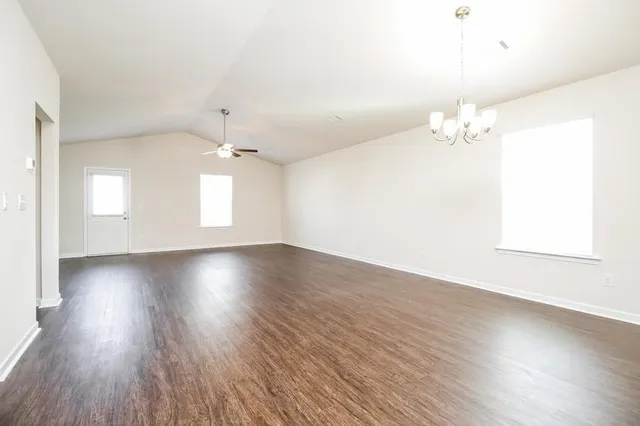 $1,790 | 2524 Queen Bee Drive, Columbia, TN 38401