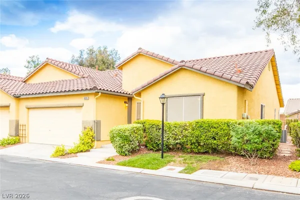 $2,500 | 10916 Bandol Place, Las Vegas, NV 89141