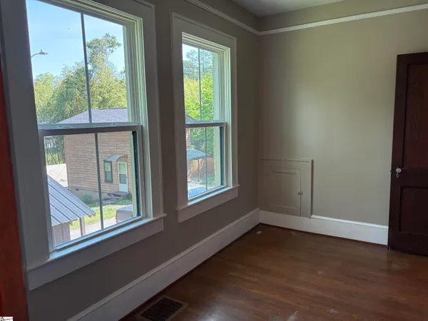 $340,000 | 305 East Cherokee Street, Chesnee, SC 29323