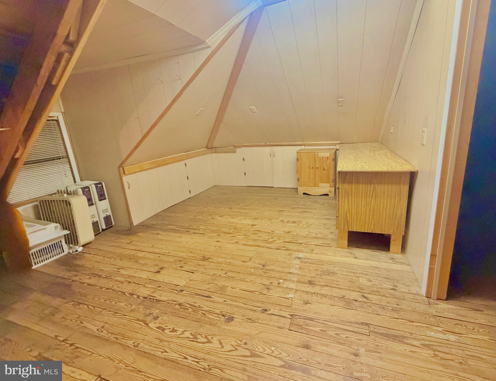 337 South 6th Street Chambersburg, PA 17201 - Photo 16 of 24 a view of empty room