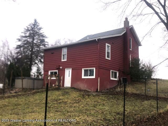 3377 South Bull Run Road Howell, MI 48843 - Photo 16 of 22 Rear View