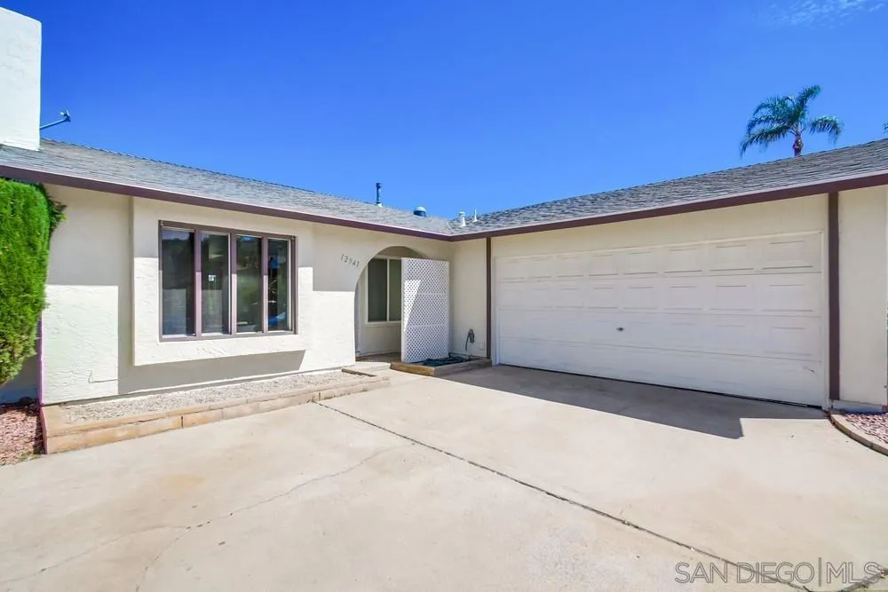12941 Standish Drive Poway, CA 92064 - Photo 3 of 30 a view of an empty room