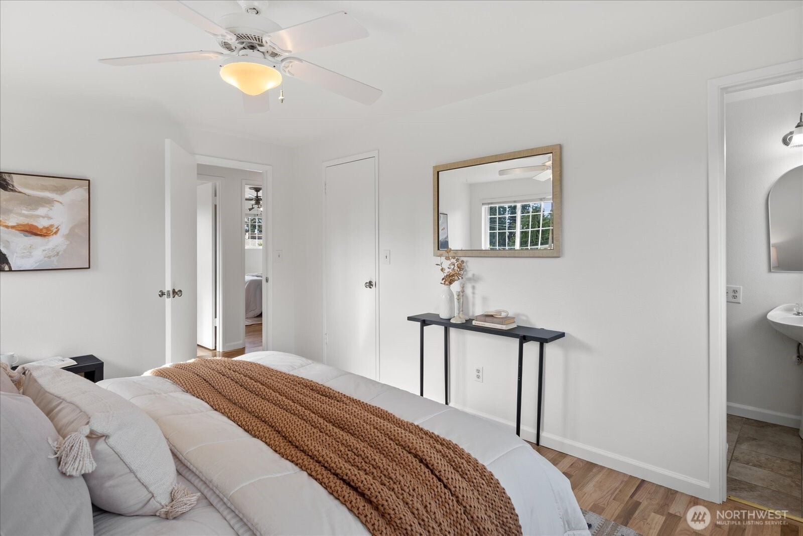 17925 72nd Avenue West Edmonds, WA 98026 - Photo 14 of 40