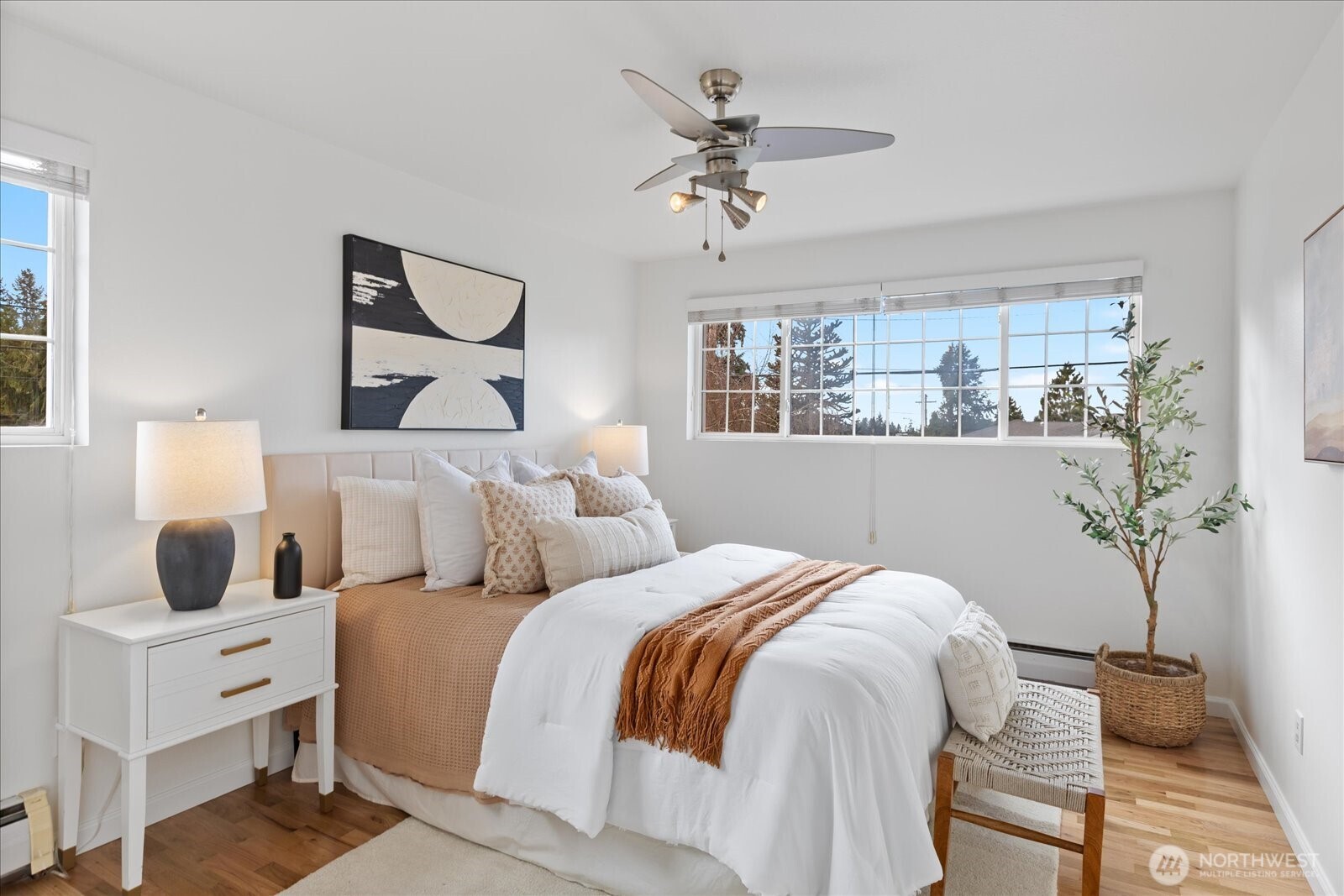 17925 72nd Avenue West Edmonds, WA 98026 - Photo 16 of 40