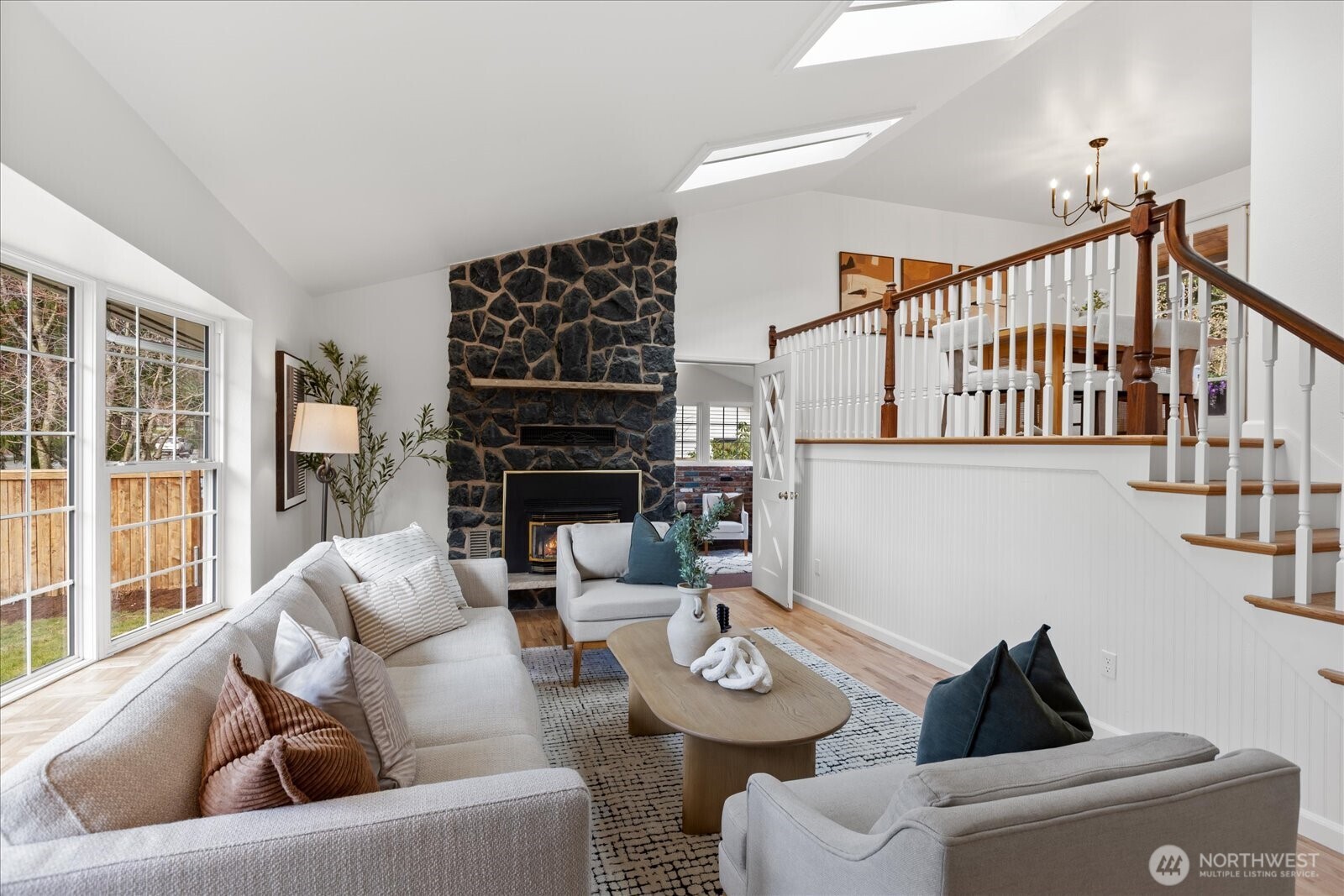 17925 72nd Avenue West Edmonds, WA 98026 - Photo 3 of 40