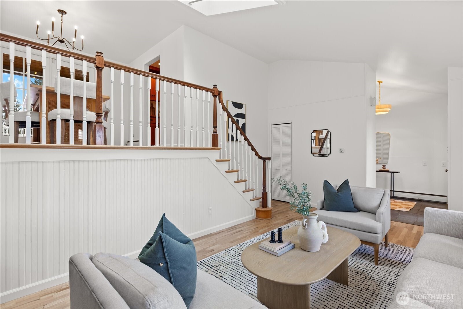 17925 72nd Avenue West Edmonds, WA 98026 - Photo 6 of 40