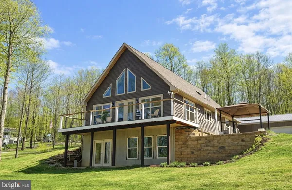 $425,500 | 275 Sine Place, Bruceton Mills, WV 26525