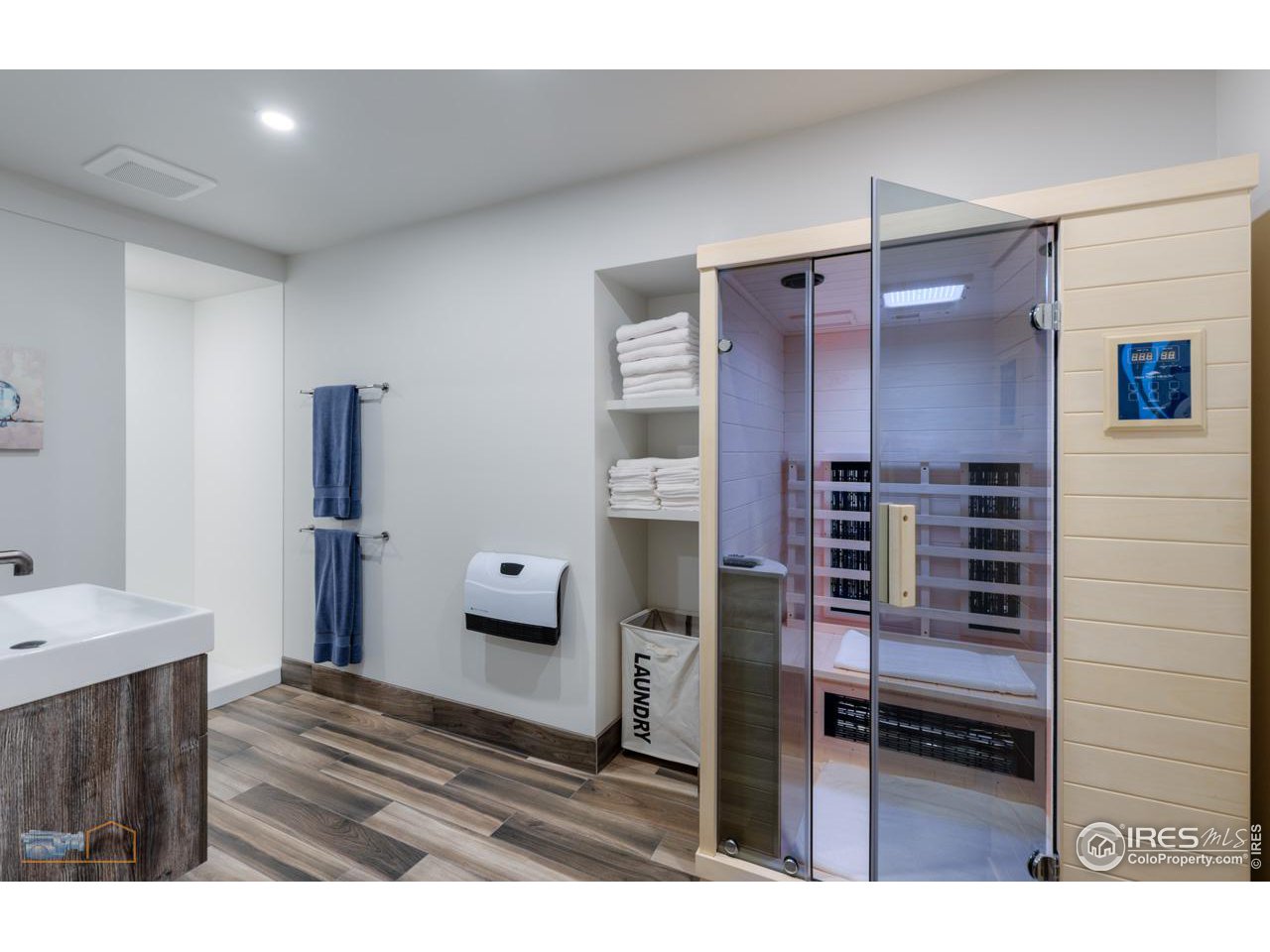 4881 Valkyrie Drive Boulder, CO 80301 - Photo 33 of 39 a view of kitchen with furniture and wooden floor
