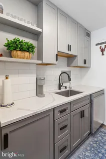 $415,000 | 1545 18th Street Northwest, Unit 212, Washington, DC 20036