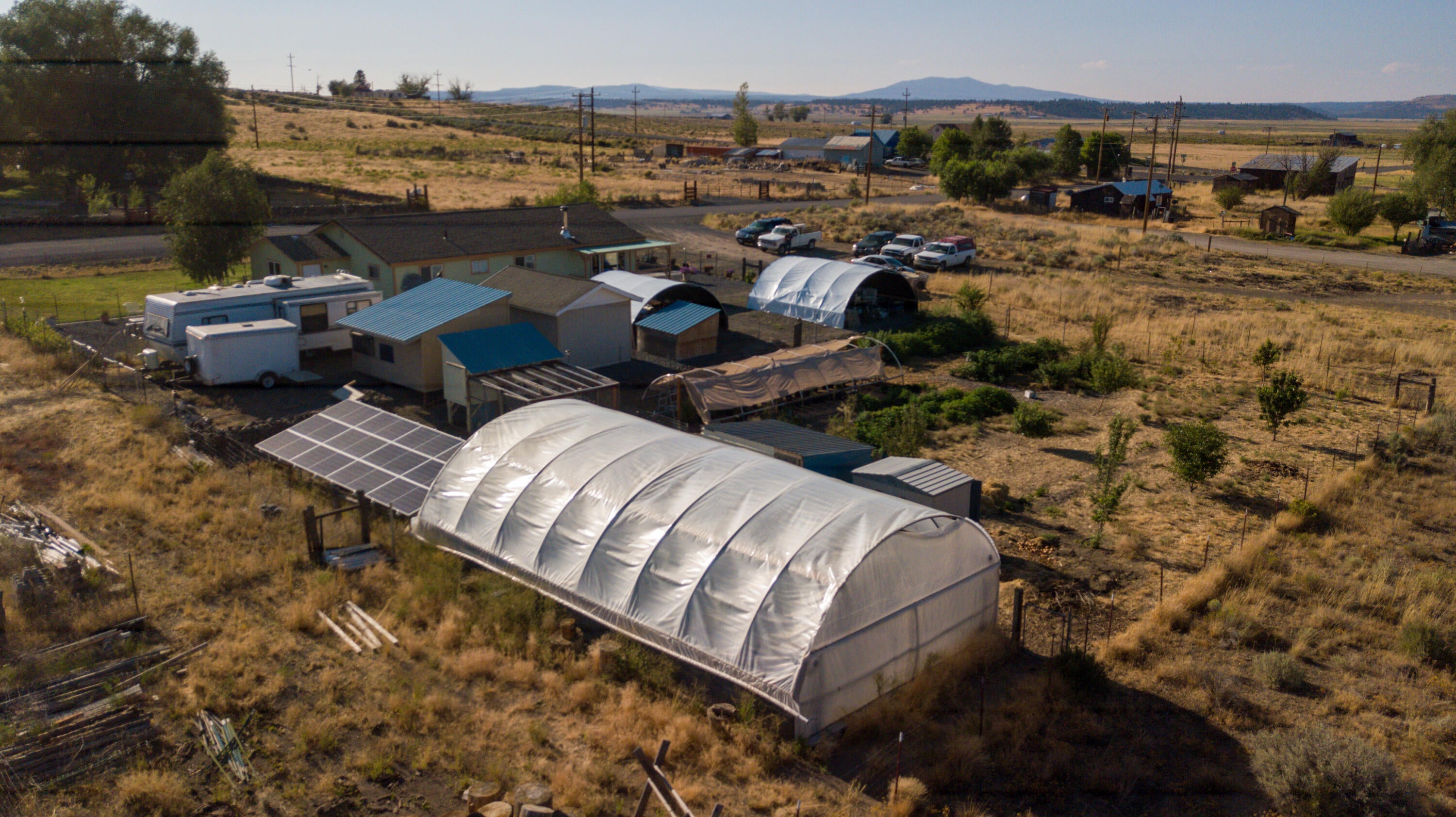 23939 Yellow Jacket Springs Road Beatty, OR 97621 - Photo 47 of 72 Greenhouse