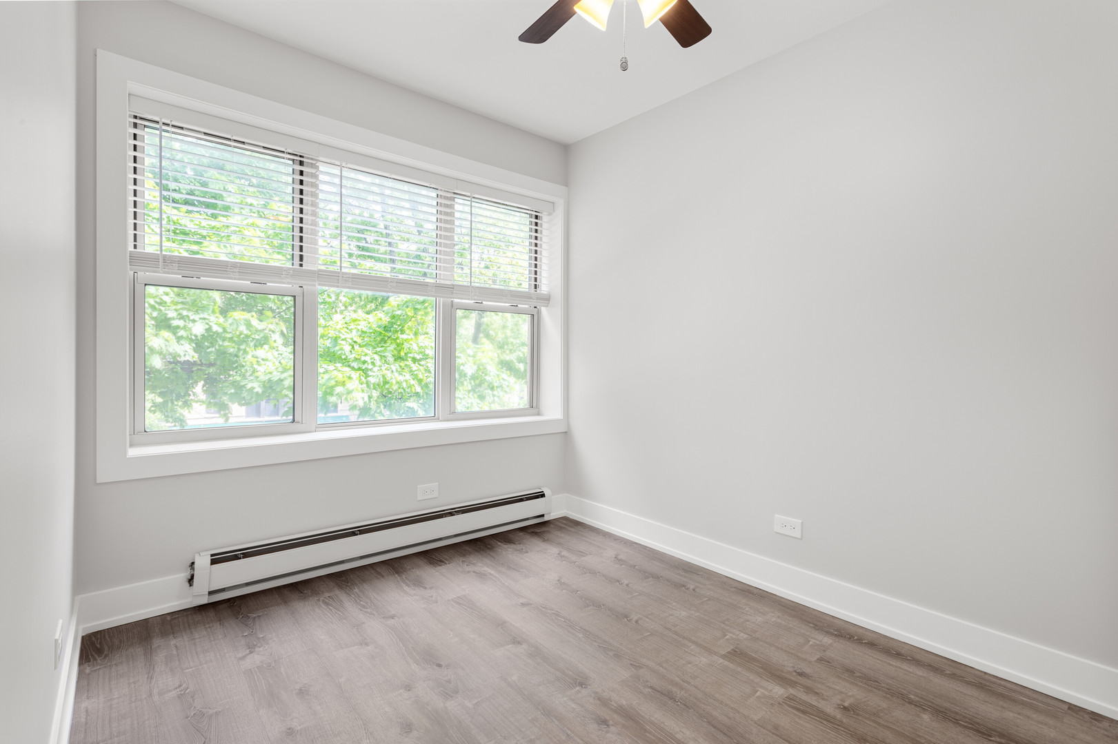 1303 West Estes Avenue, Unit 2W Chicago, IL 60626 - Photo 11 of 13