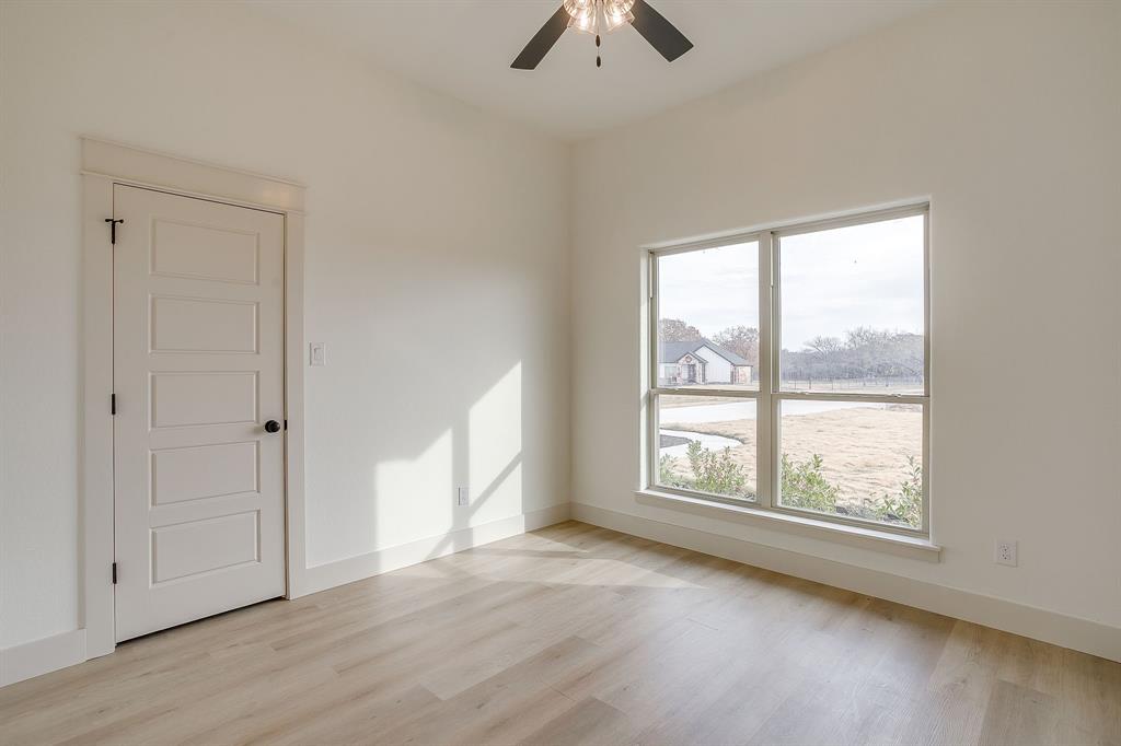 213 Jimmy Lane Millsap, TX 76066 - Photo 33 of 40