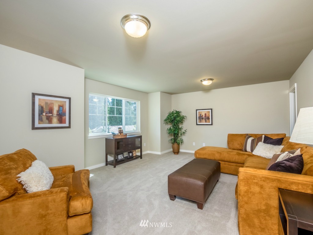 21602 36th Drive Southeast Bothell, WA 98021 - Photo 11 of 22
