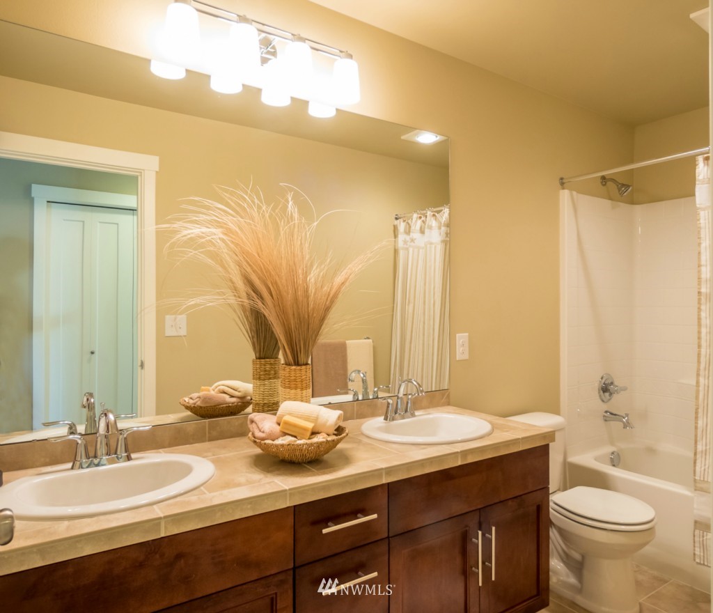 21602 36th Drive Southeast Bothell, WA 98021 - Photo 12 of 22