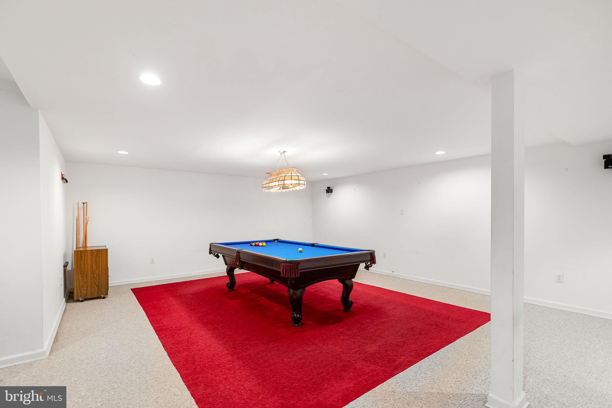 104 Dent Road Stafford, VA 22554 - Photo 49 of 118 a room with furniture pool table and a rug